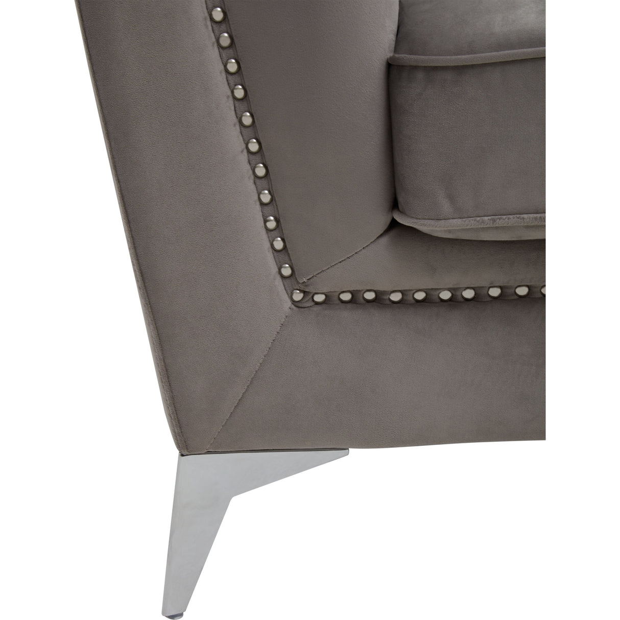 Daniela Velvet Accent Chair